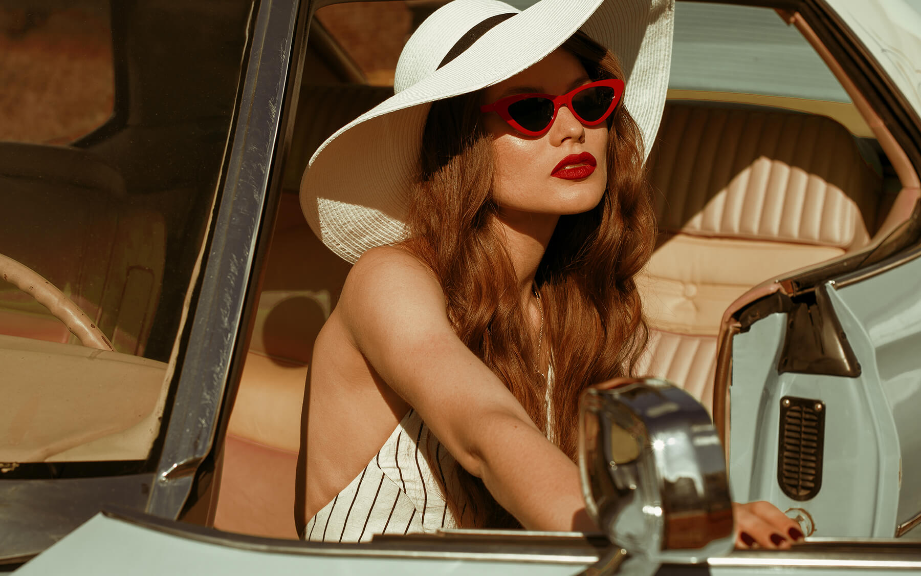 Woman sunglasses